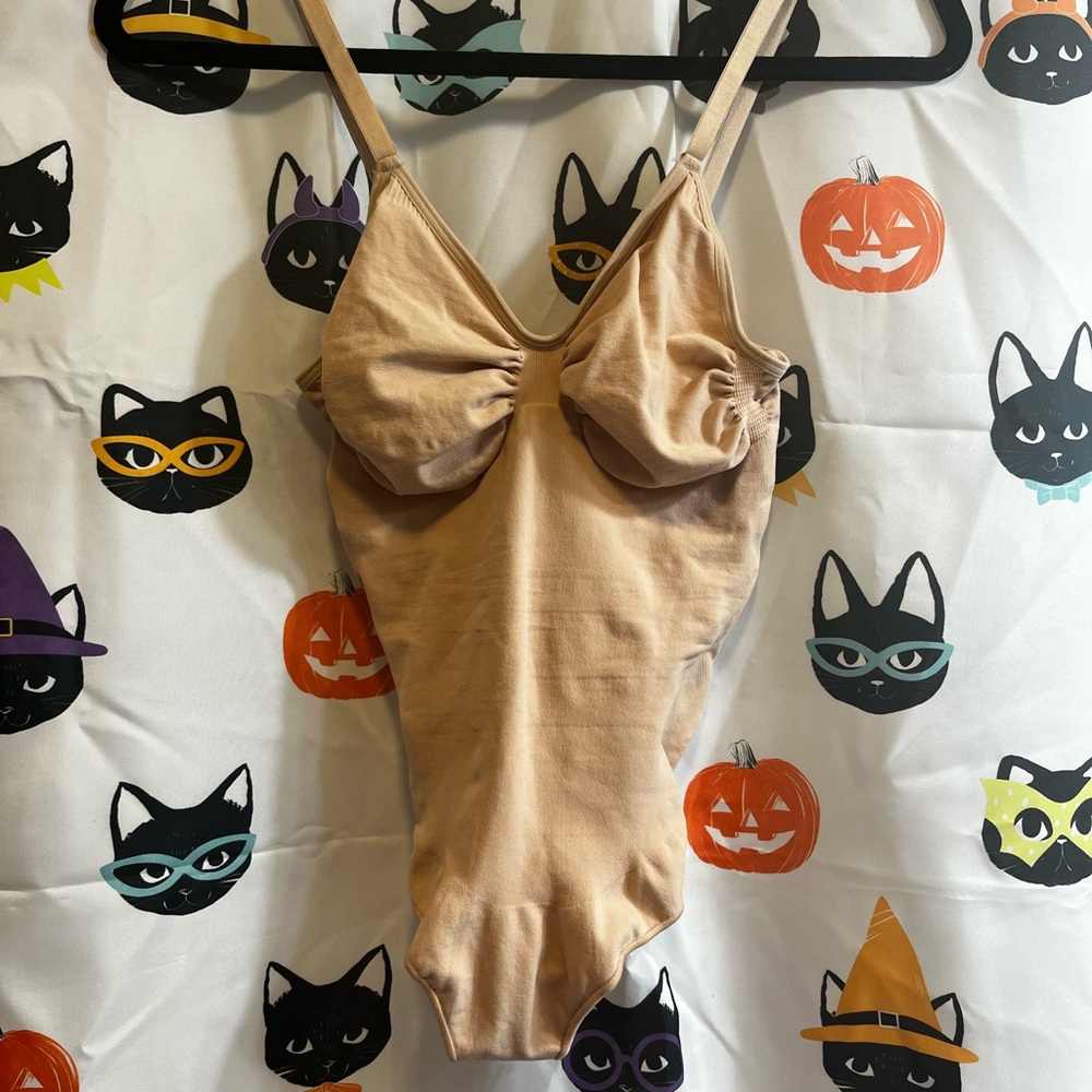 Skims Seamless Sculpt Thong Bodysuit, NWOT